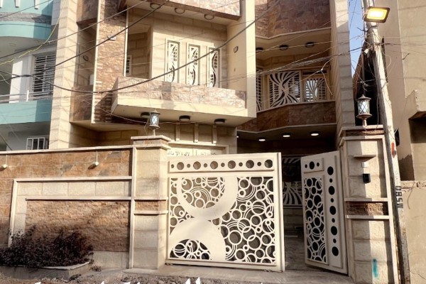 بيت حديث للبيع موقع مميز