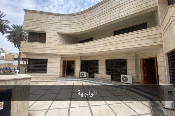 عمارة تجارية موقع مميز