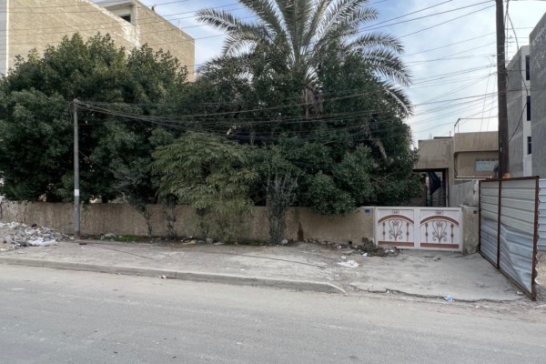 قطعة ارض تجارية
