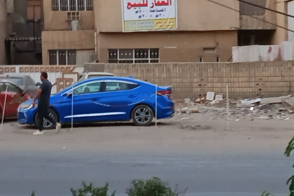 بيت تجاري للبيع